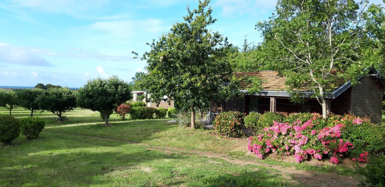 Camping les vergers de Squividan *** Tréffiagat Extérieur photo