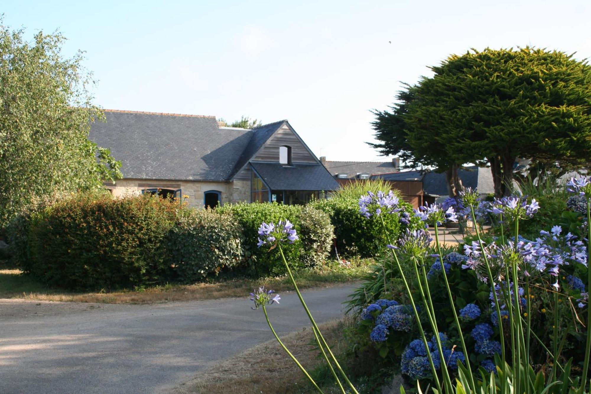 Camping les vergers de Squividan *** Tréffiagat Extérieur photo