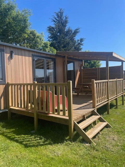Camping les vergers de Squividan *** Tréffiagat Extérieur photo